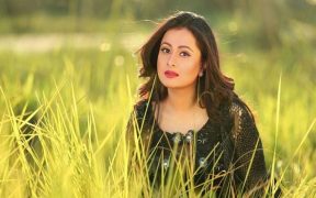 ফুরফুরে মেজাজে রয়েছেন চিত্রনায়িকা পূর্ণিমা-এবিসিবি নিউজ-abcb news