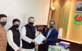 আয়-ব্যায়ে ফুলে ফেঁপে উঠছে আওয়মী লীগ